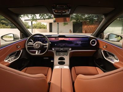 Der neue Mercedes-Benz GLC 400 4MATIC mit EQ Technologie.

Energieverbrauch kombiniert: 18,8-14,9 kWh/100 km | CO₂-Emissionen kombiniert: 0 g/km | CO₂-Klasse: A [1] 

Interieur: Leder, beech brown/schwarz 


[1] Die Angaben sind vorläufig. Es liegen bislang weder bestätigte Werte von einer amtlich anerkannten Prüforganisation noch eine EG-Typgenehmigung noch eine Konformitätsbescheinigung mit amtlichen Werten vor. Abweichungen zwischen den Angaben und den amtlichen Werten sind möglich.


Inhalt des Displays kann vom Serienstand abweichen.;Energieverbrauch kombiniert: 18,8-14,9 kWh/100 km | CO₂-Emissionen kombiniert: 0 g/km | CO₂-Klasse: A [1] [1] Die Angaben sind vorläufig. Es liegen bislang weder bestätigte Werte von einer amtlich anerkannten Prüforganisation noch eine EG-Typgenehmigung noch eine Konformitätsbescheinigung mit amtlichen Werten vor. Abweichungen zwischen den Angaben und den amtlichen Werten sind möglich.

The all-new electric Mercedes-Benz GLC 400 4MATIC with EQ Technology 

Energy consumption combined: 18.8-14.9 kWh/100 km | CO₂ emissions combined: 0 g/km | CO₂ class: A [1]

Interior: leather, beech brown/black 


[1] The information is provisional. Neither confirmed values from an officially recognised testing organisation nor an EC type approval nor a certificate of conformity with official values are available to date. Deviations between the data and the official values are possible.


Display content may differ from series status.;Energy consumption combined: 18.8-14.9 kWh/100 km | CO₂ emissions combined: 0 g/km | CO₂ class: A [1] [1] The information is provisional. Neither confirmed values from an officially recognised testing organisation nor an EC type approval nor a certificate of conformity with official values are available to date. Deviations between the data and the official values are possible.