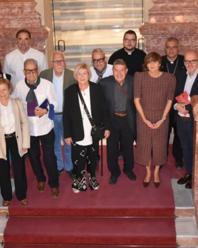 Foto de familia de la presentación número 108 y 109 revista Barcarola