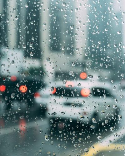 Imagen NP_Conducir en otoño bajo alerta por lluvias