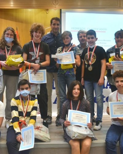 Protagonistas de los Premios de la final de la Olimpiada Matemática de Albacete