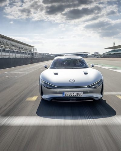 VISION-EQXX-breaks-own-efficiency-record-on-1202-km-summer-road-trip-from-Stuttgart-Germany-to-Silverstone-UK
