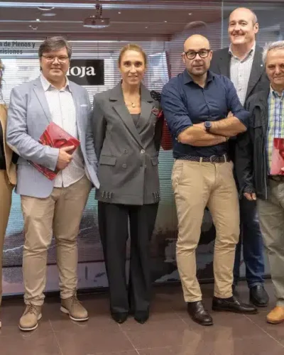 equipo_tiempodeVinos_Consejo-1024x614